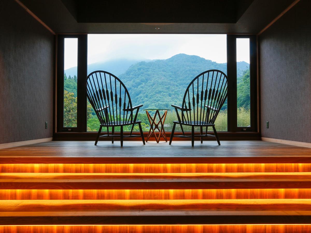 อะซัง โคะโตะนะมิ Hotel Manno ภายนอก รูปภาพ