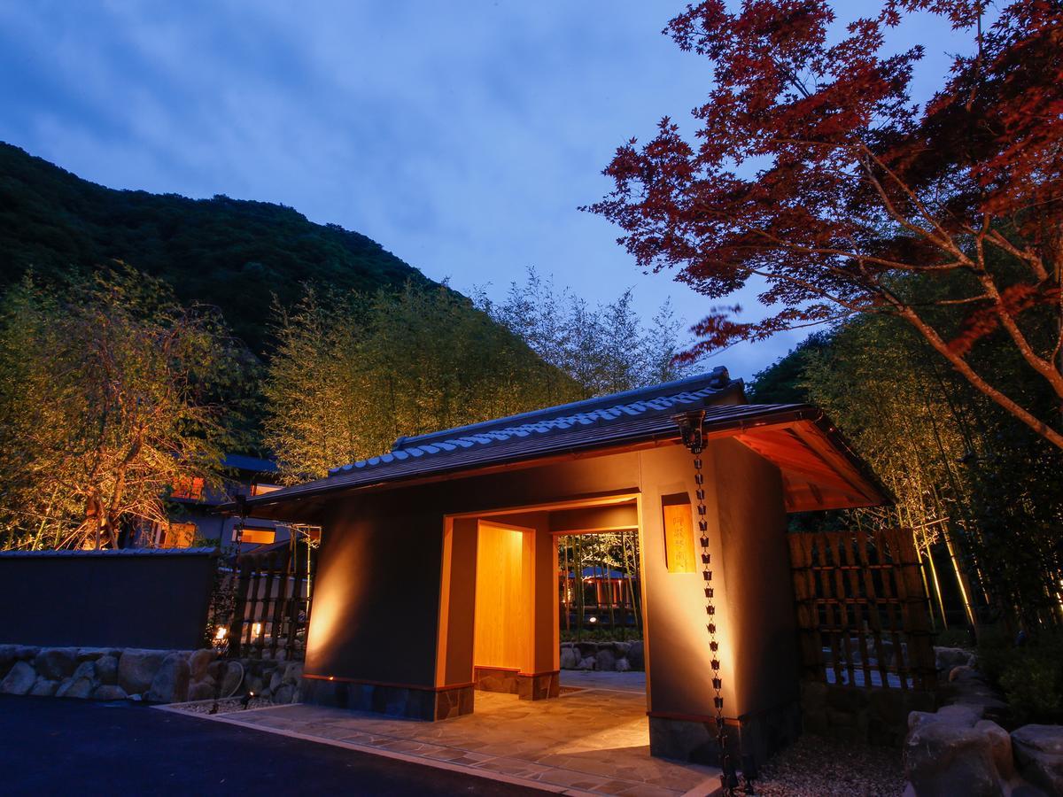 อะซัง โคะโตะนะมิ Hotel Manno ภายนอก รูปภาพ
