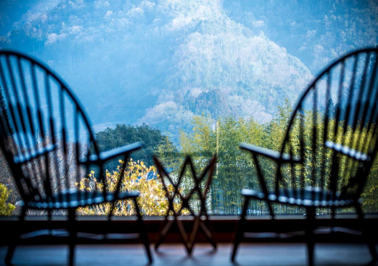 อะซัง โคะโตะนะมิ Hotel Manno ภายนอก รูปภาพ